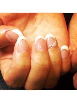 アース ネイルアイラッシュ 前橋店(EARTH Nail&Eyelash)/フレンチデザイン¥9000