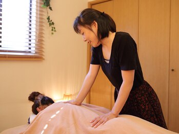 エテクルール/施術風景