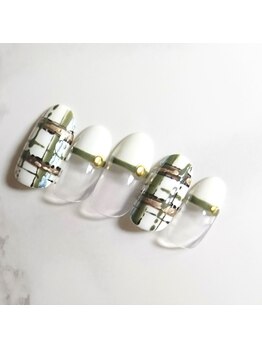 パスリー ネイルアンドケア(Parsley Nail&Care)/11月華やかアート