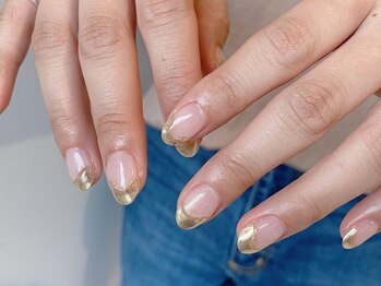 ネイルズ ララ(nails Lala)/ミラーフレンチ。