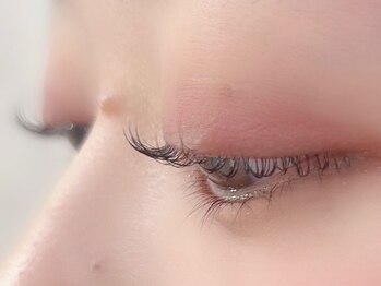 アミル(amiLe)/伏し目できゅん☆まつげパーマ