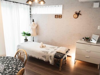 グリッタープラス(glitter plus)/個室空間で施術しています