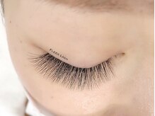 フリークラッシュ 高崎(FLEEK LASH)/均等なFANの開きは腕の見せ所！