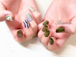 ニュアンス/うねうねネイル