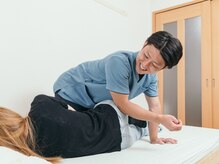 ジン(Jin)の雰囲気（オールハンド施術でお悩み箇所を改善♪）