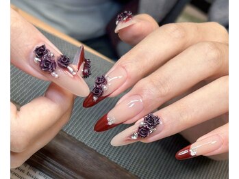 レインボーネイル 池袋(RainbowNail)の写真/手元から“華やぎ”をまとう。上品さと存在感を両立した大人のデザインをご提案☆
