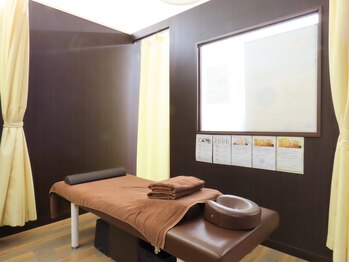 イーグル整骨院 幸町店/幸町店/清潔感のある店内♪