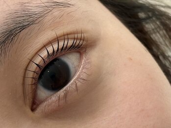 コナ(KONA)/ナチュラルぱっちりまつ毛