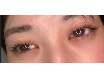 エスプラス アサクサ(S+ASAKUSA)/パリジェンヌ目尻に流れデザイン