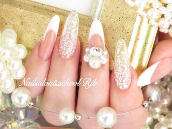 ネイルサロン アンド スクール アールジェイビー(Nailsalon&School Rjb)/パールビジュー