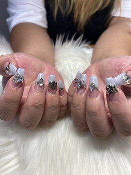 マンマ ディ ビビ ネイル(mamma di vivi nail)/