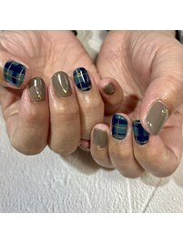 チェックネイル