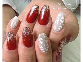 ホワイトアニマル柄ネイル