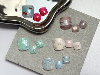 バレンタイン(Valentine)の写真/〈おしゃれは足元から◎〉足先を華やかに彩るフットネイルで女子力UP！ハンドとお揃いデザイン多数ご用意♪