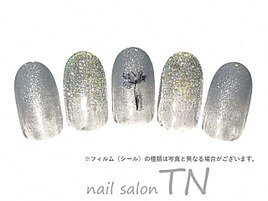 8月季節の定額6900円