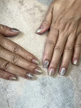 ネイルサロンファストネイルプラス 新宿店(FAST NAIL PLUS)/【夏ネイル2021】マグネット