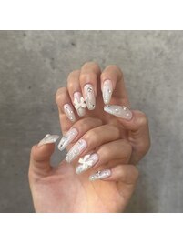 ガーリーネイル