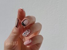 ミリネイルズ(milli nails)