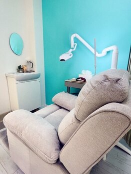 ノママホワイトニング 大宮店の写真/白い歯を取り戻して、笑顔に自信を♪【8分×2照射¥1980】嬉しい都度払い★自分のペースで通いたい方に◎
