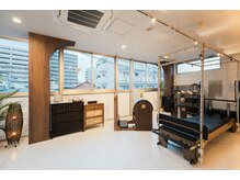 女性専門パーソナルピラティスCOCOLANCE市川店の雰囲気（女性専用・完全個室のプライベート空間を2ブースご用意♪ ）
