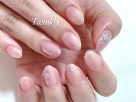 シンプルアートのシーズンネイル