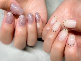 ワンカラーにスタッズをプラス