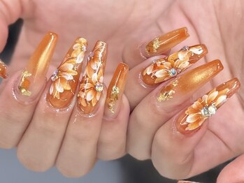 レア(Le'a)/エアブラシフラワーネイル