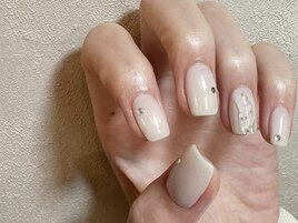 【sana.i】シアーホワイトネイル