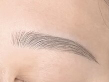 メメ(MEME)/アイブロウwaxスタイリング