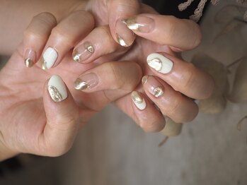 ヨヘン 芦屋店(YoHen)/ニュアンスミラーネイル