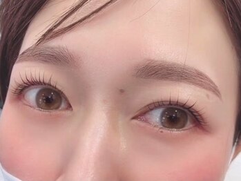 フリークラッシュ 前橋(FLEEK LASH)の写真/もう“ダメージまつ毛”から卒業!!自まつげに元気を与える美容成分が豊富な《潤艶ラッシュリフト♪》