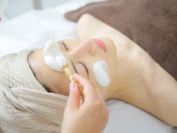 サロンドリシェス(Salon de RICHESSE)/泡洗顔/ハーブピーリング