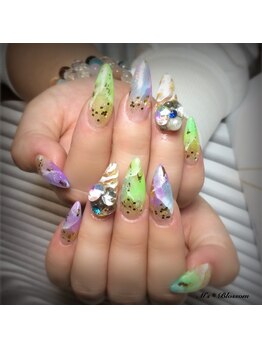 ネイルサロンアンドスクールエムズブロッサム(Nailsalon & school M's Blossom)/スカルプアート込コース