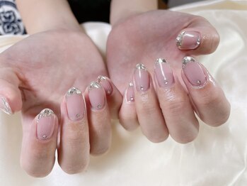 モグネイル(Mogunail)/ガラスフレンチ 上品ネイル