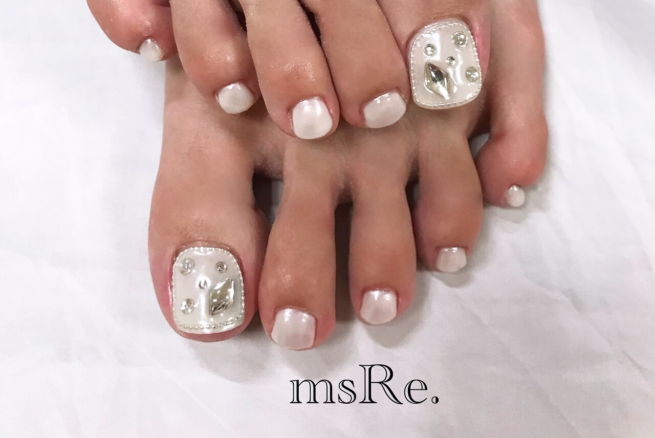 2026年春トレンド】ミラー フットのネイルデザイン集｜人気順｜108