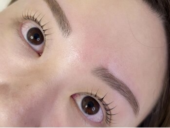 ベリー 川口店(Berry)の写真/【アイブロウワックス×まつ毛パーマ】SETで理想の目元が完成｜まつ毛のダメージを抑えながら美しい目元へ