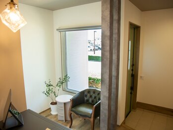 ファインベース(FINE base)/待合スペース