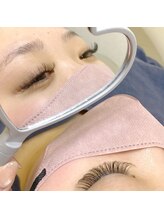 アンジー(Angie)/羽のようなボリュームラッシュ♪