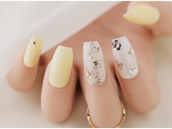 フラワーネイル