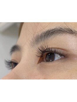 ナチュラル上品な目元にしたい