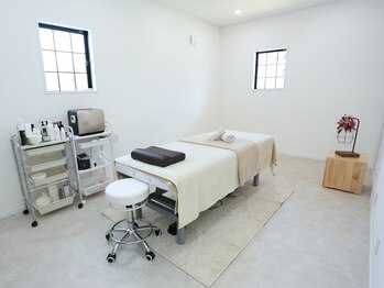 エクラ(ECLAT)/フェイシャルルーム