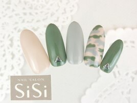 オトナの迷彩＆スタッズネイル★