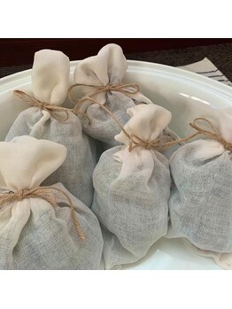 ツリー(tree)/足浴に使うヨモギ