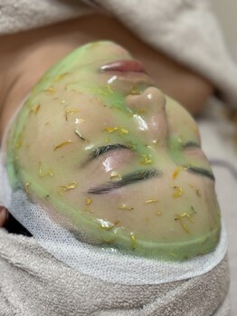 ハニエル(Haniel)の写真/お顔・お身体のシェービングで輝く素肌に☆お顔の産毛や古い角質も取れ、透明感のある白玉肌に♪