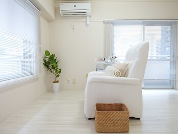 アイブロウドット 新越谷店(iBROW.)/内観写真【新越谷アイブロウ】