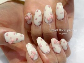 小花柄ガーリーネイル♪