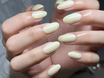 ルナ(LuNa)/イエローワンカラーネイル