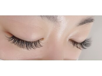 ラフィーネ(Raffine)/ボリュームラッシュ