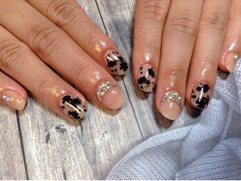ラウト デコレーションアンドネイルサロン(Lauto Decoration&Nail Salon)/フラワーネイル