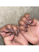 リリー 沖縄新都心(Lily)/フラッシュを焚くと、、！